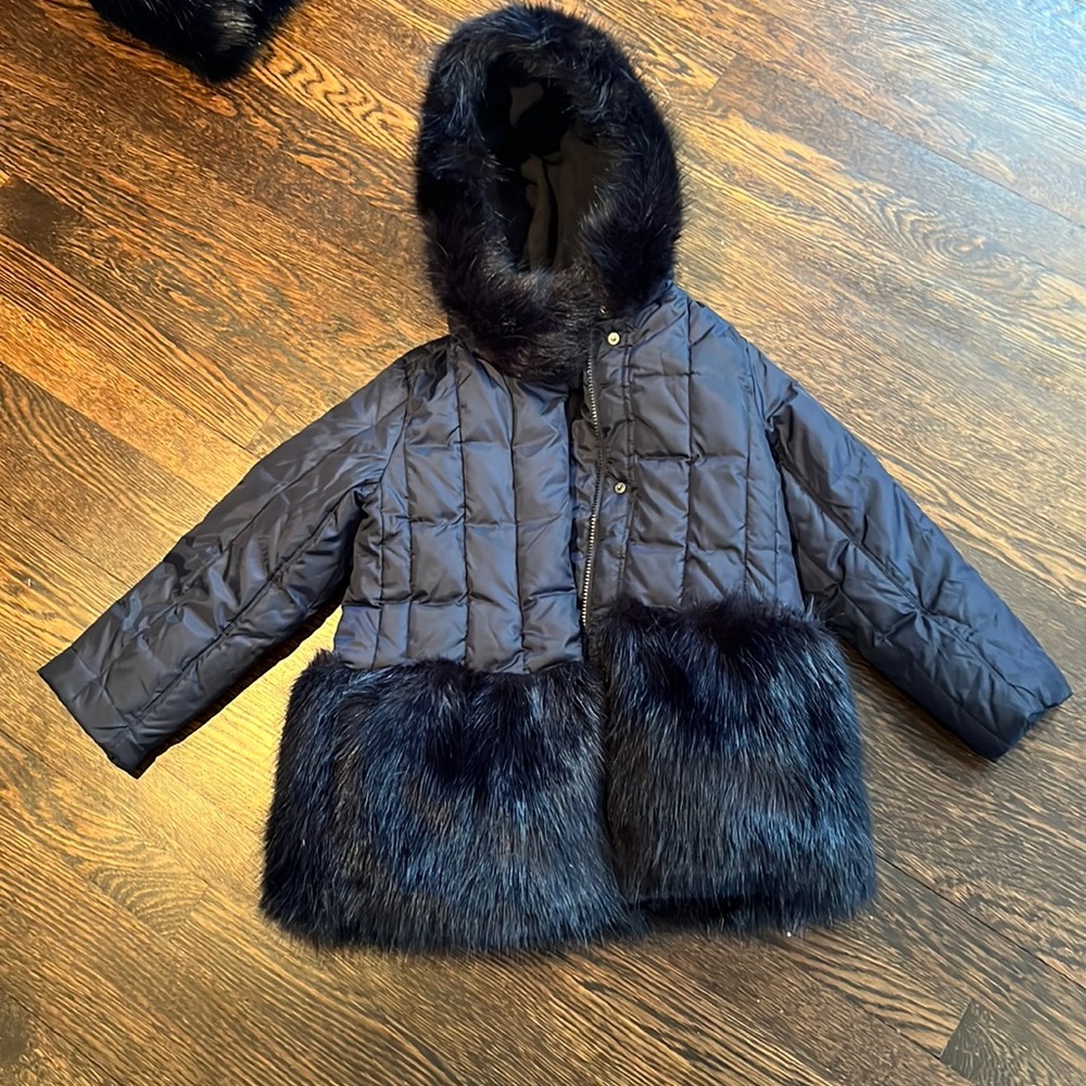 Girls J Crew fleece lined navy winter jacket. Size 6-7